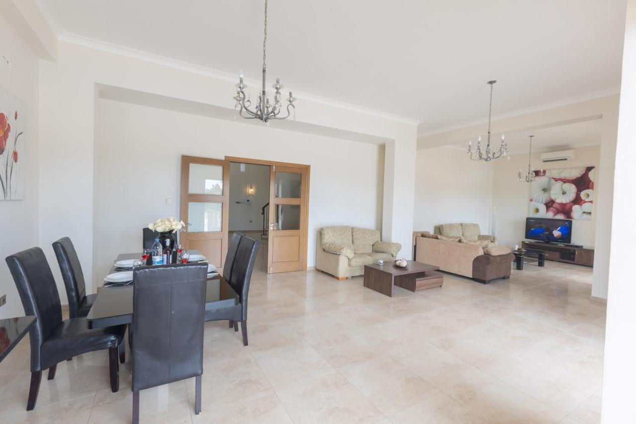 Sparta Luxury Villa Protaras Exterior photo