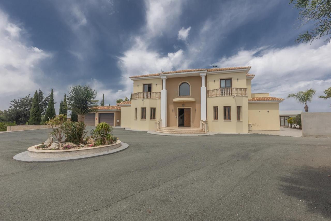 Sparta Luxury Villa Protaras Exterior photo